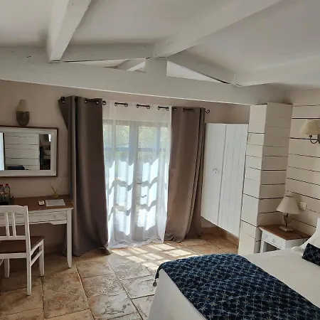 Bed & Breakfast Le Chant Du Coeur *
